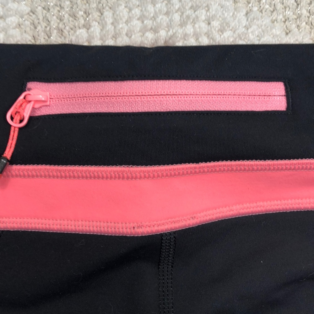 4/$40. Lululemon crop leggings - Picture 6 of 7
